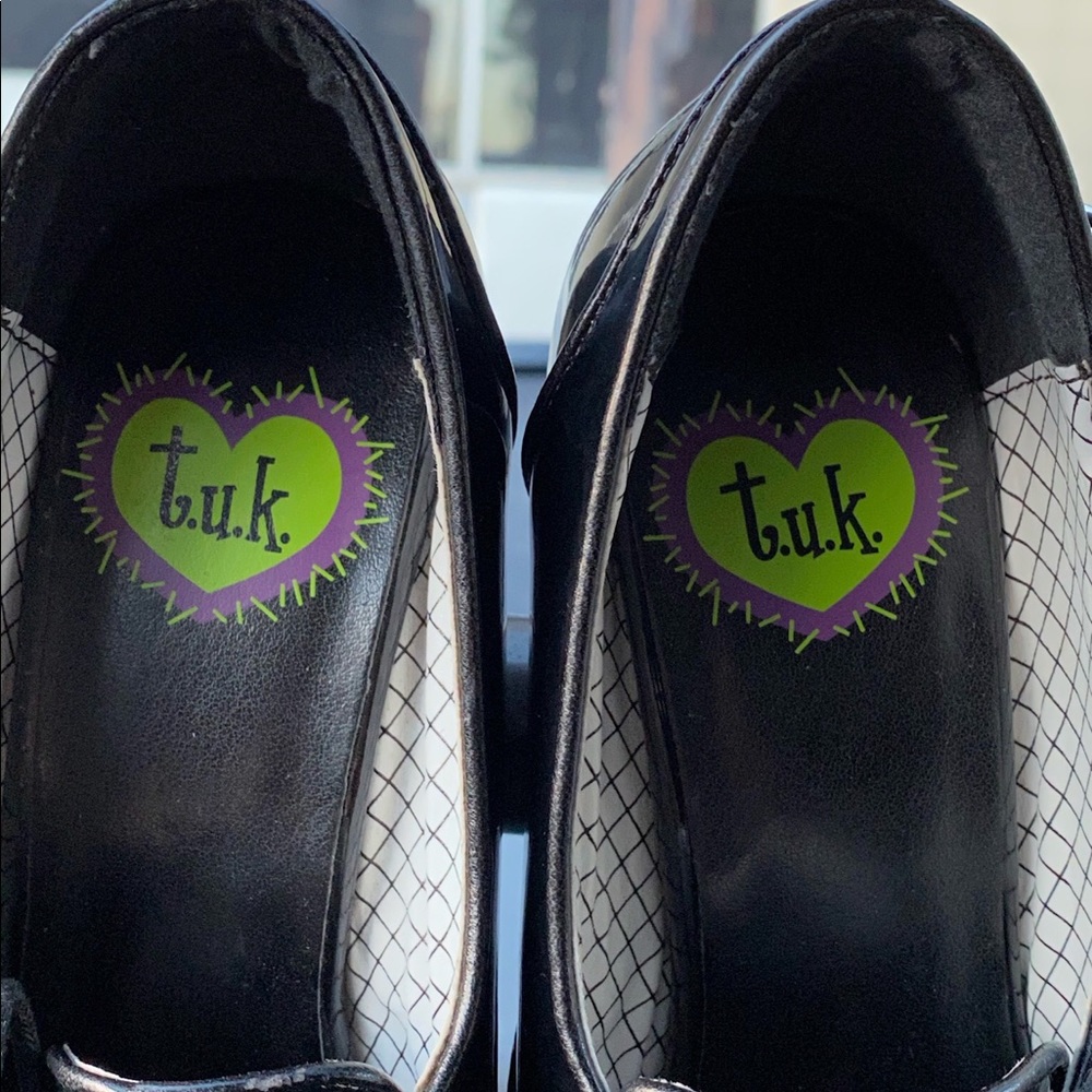 T.U.K. Gorgeous Black Lace Up Pumps Heel Shoes SZ5 - Picture 14 of 16